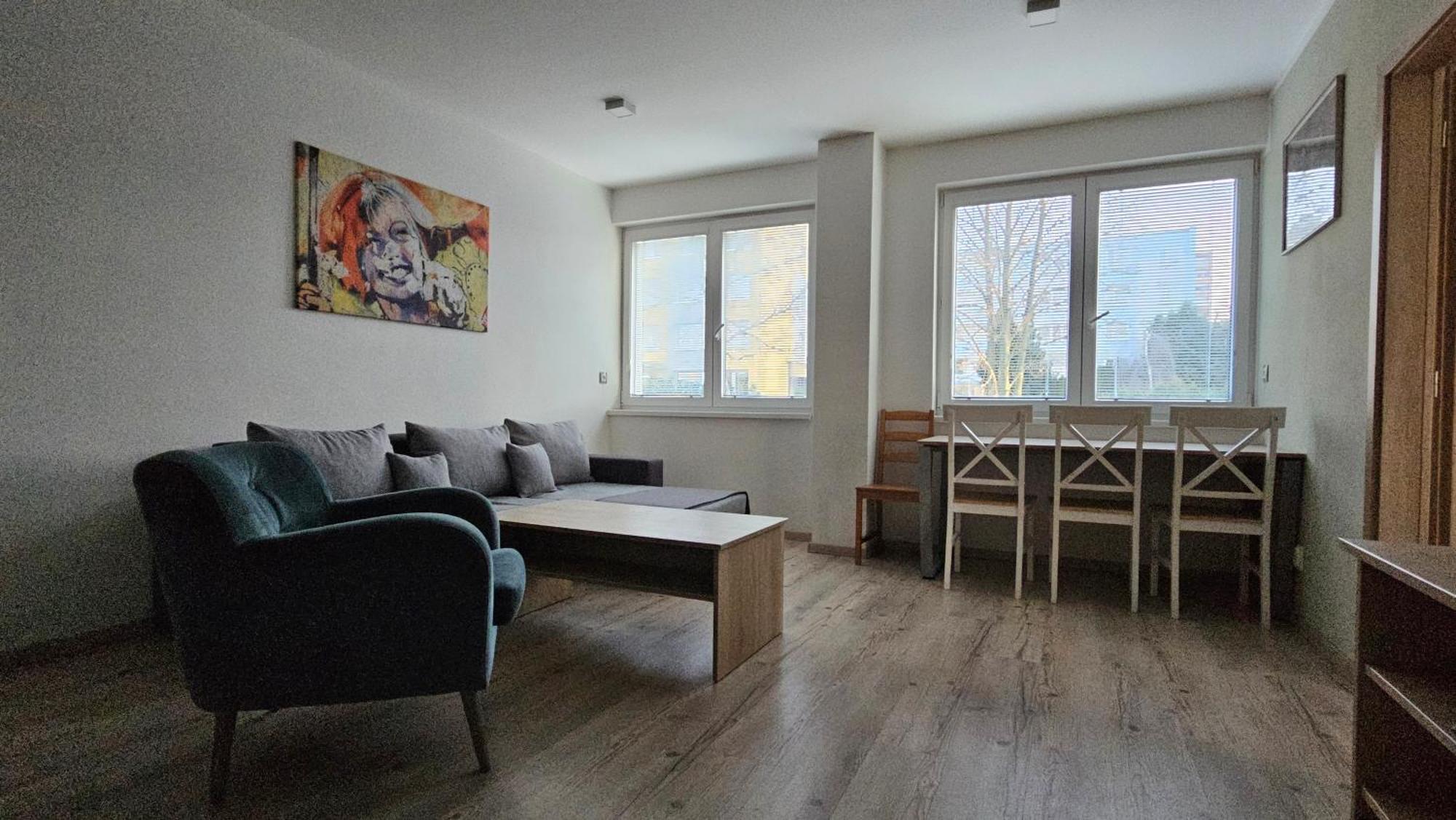 Rezidence Belehradska Lägenhet Most Exteriör bild